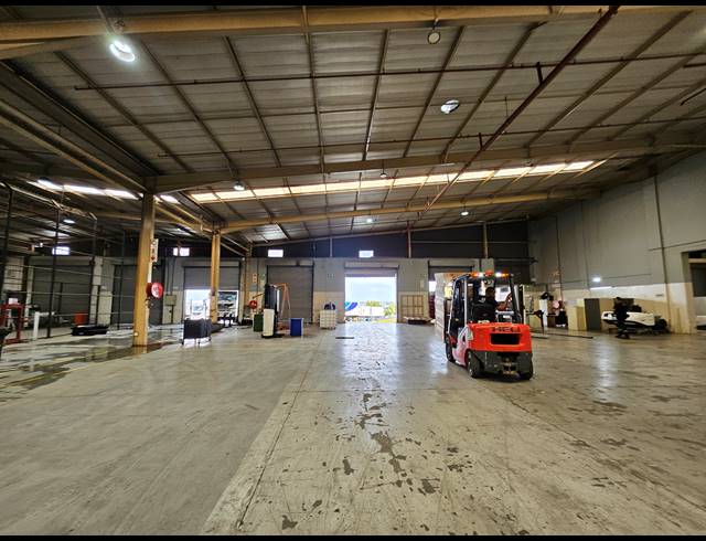 6,242M² WAREHOUSE TO LET IN RANDJESPARK